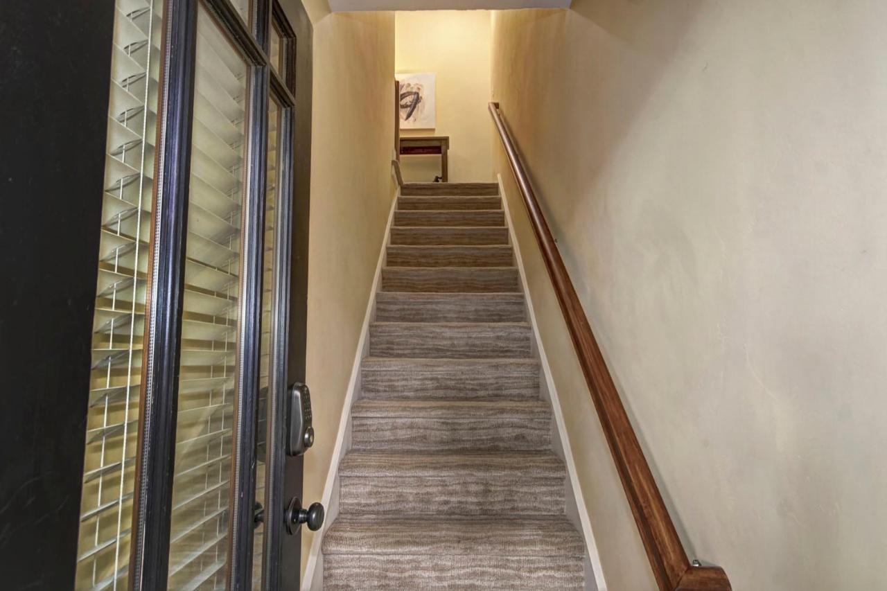 Charming 2Bed French Colonial Apartment In Desirable Midtown Сакраменто Екстериор снимка
